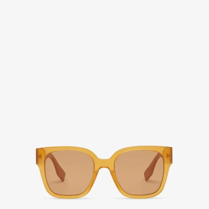 Woman Sunglasses In Transparent Caramel Acetate Brown Fendi Sunglasses