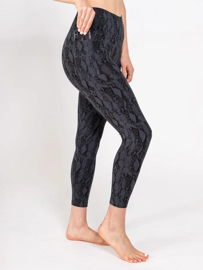 Women ALLways 78 Pocket Legging Tasc Performance Running Training