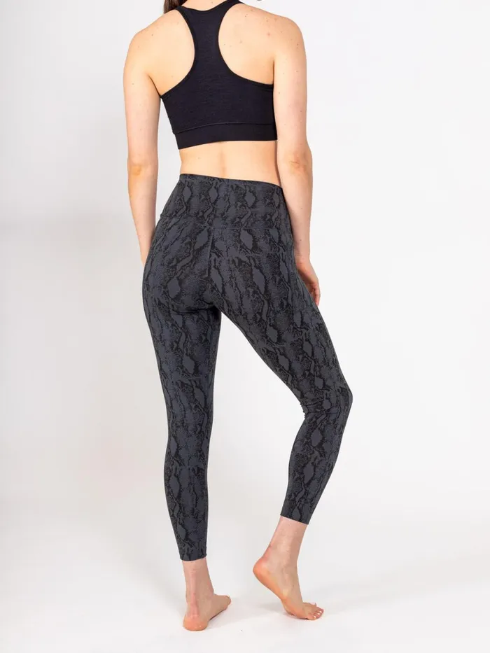 Women ALLways 78 Pocket Legging Tasc Performance Running Training