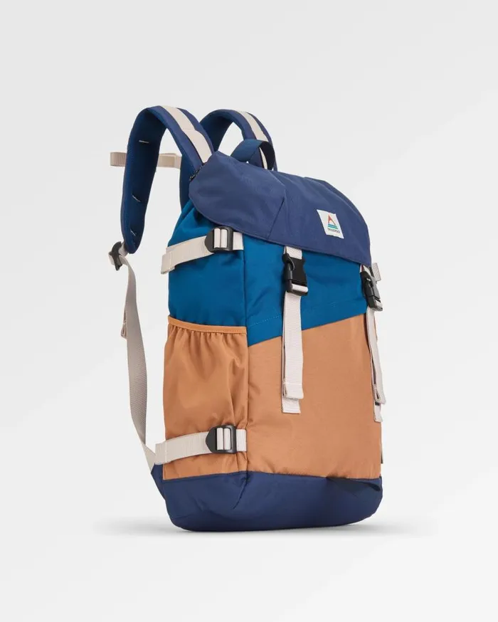 WomenMen Backpacks and Bags Passenger Boondocker Recycled 26L Backpack Biscuit Blue Multi Biscuit Blue Multi