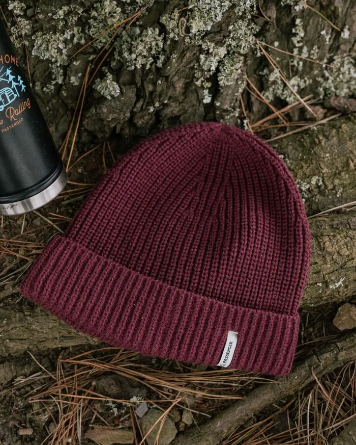 WomenMen Beanies Passenger Compass Recycled Beanie Wine Wine