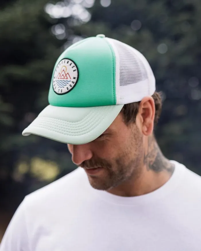 WomenMen Caps and Hats Passenger Escapism Snapback Trucker Cap Green Fig Green Fig