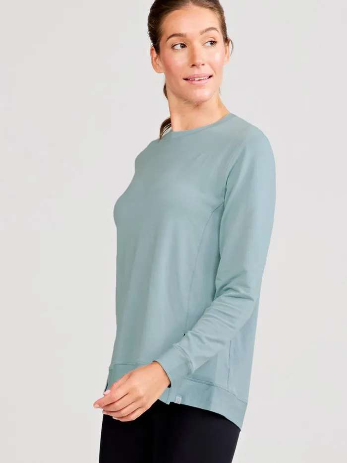 Women Riverwalk Sweatshirt 20 Tasc Performance Lounge