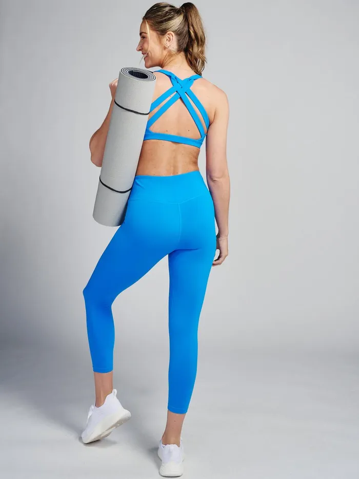 Women Sculptive Flow Sports Bra Tasc Performance Running Training