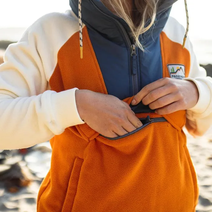 Women Tops Passenger Alexander Recycled Polar Hooded Fleece Sunrise Orange Sunrise Orange