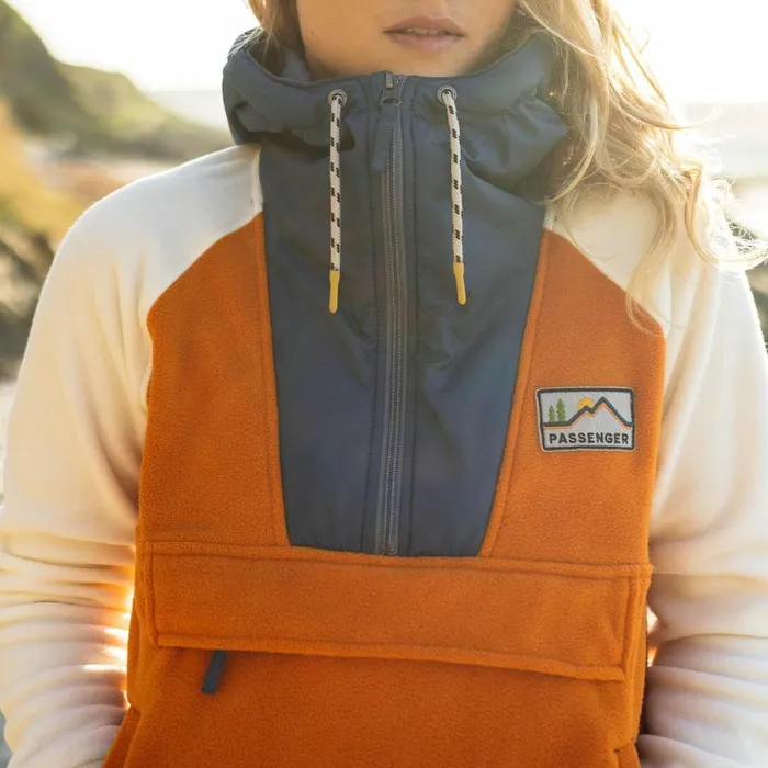 Women Tops Passenger Alexander Recycled Polar Hooded Fleece Sunrise Orange Sunrise Orange