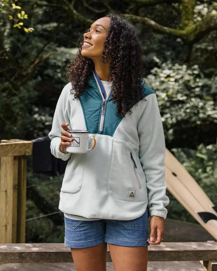 Women Tops Passenger Juana Recycled Polar Hooded Fleece Surf Spray Surf Spray