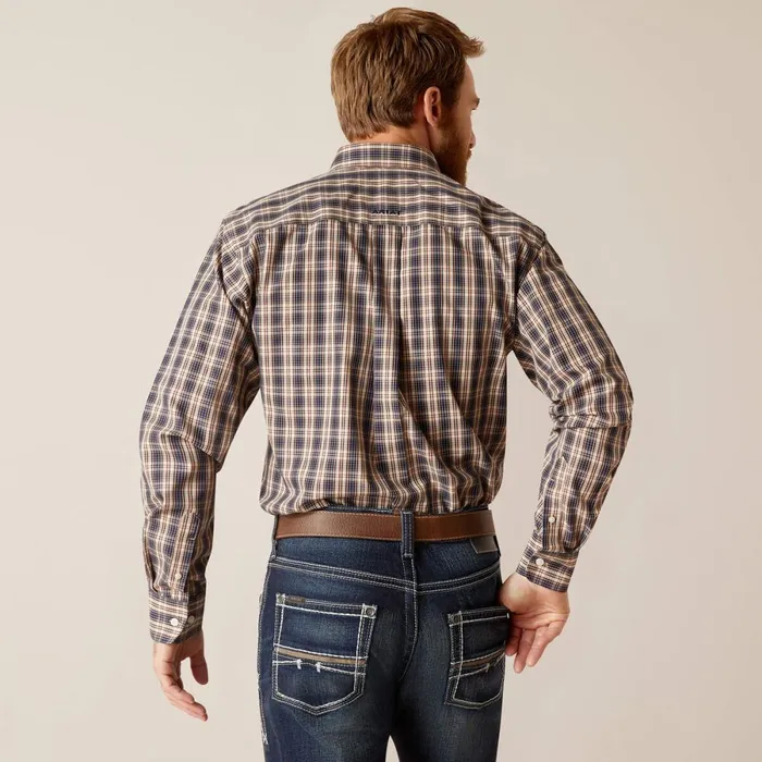 Wrinkle Free Kareem Fitted Whitewhite Men Ariat Button Down Shirts Wrinkle Free Kareem Fitted Whitewhite Men Ariat Button Down Shirts